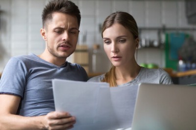 Family Sorting Their Finances