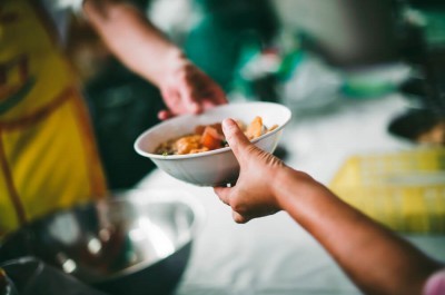 Food Banks ‘at Breaking Point